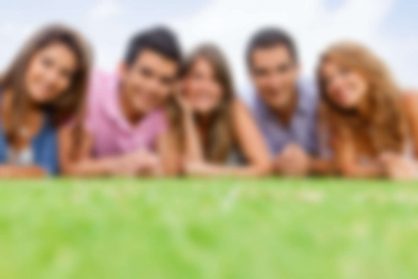 How can a non-US citizen apply to the LU?